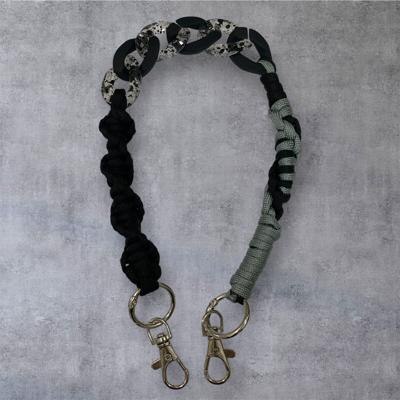 black × grey × ブラックチェーン